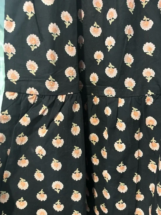 Billabong Black Dress with Pink Floral Motif - Picture 5 of 5